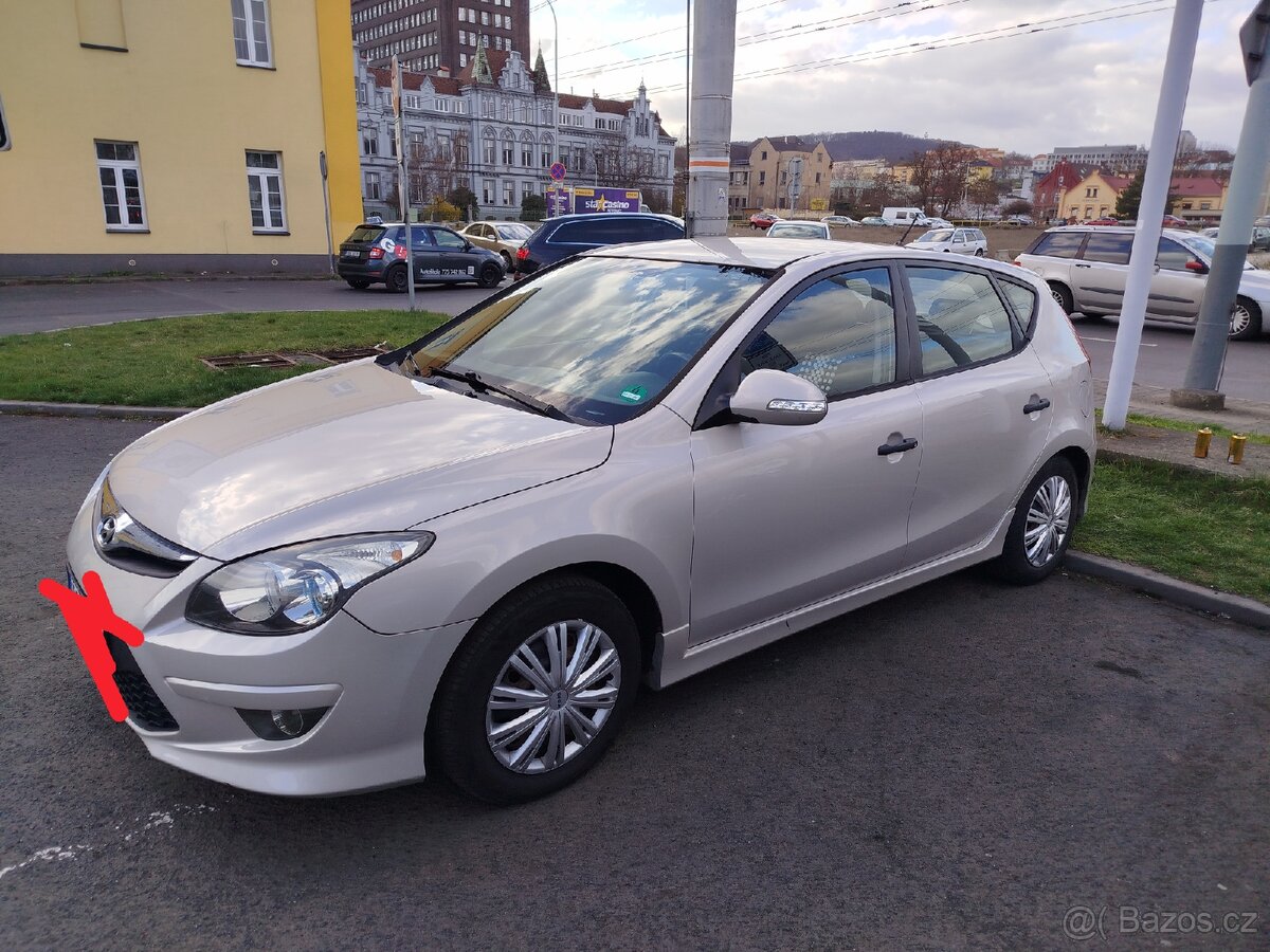 Hyundai i30 1.6 crdi - 3