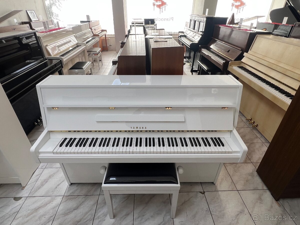Bílé akustické pianino Yamaha se zárukou 5 let, doprava - 3