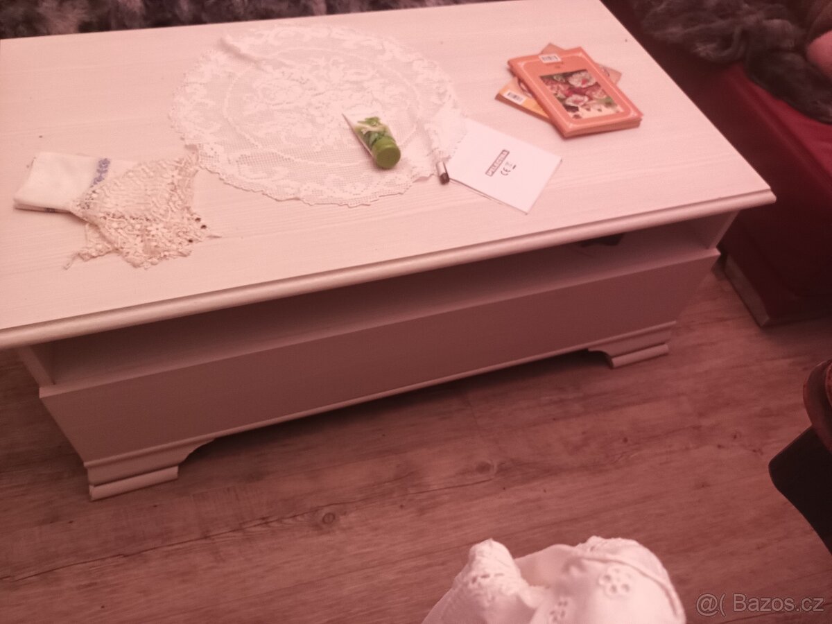 obývákový stůl - 3