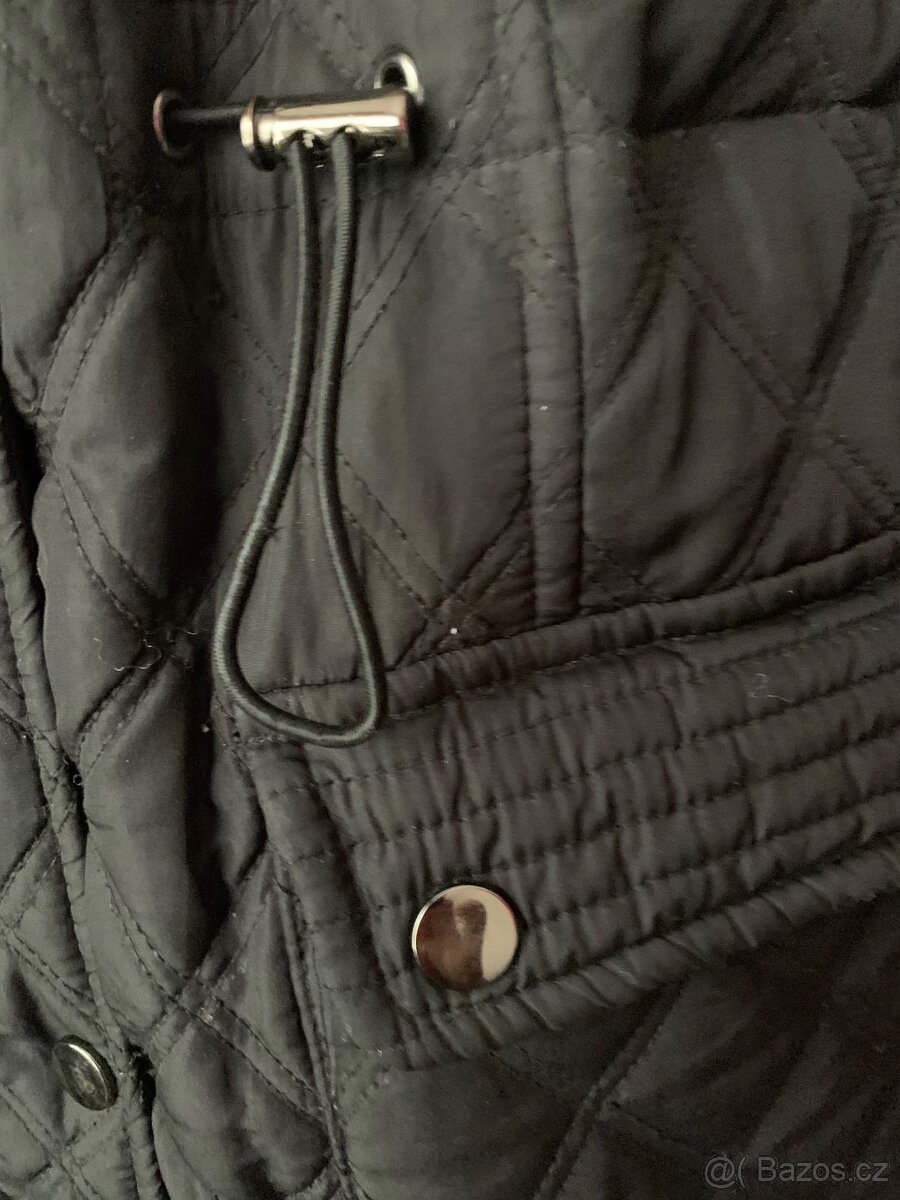 ČERNÝ TEPLÝ PROŠÍVANÝ 3/4 KABÁTEK, vel: 44/46 - 3