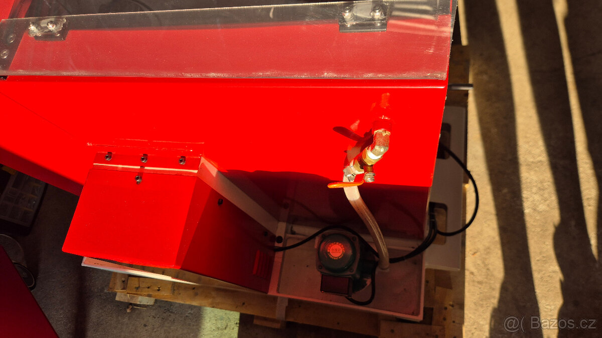 Stroj na broušení kruhových nožů - 3