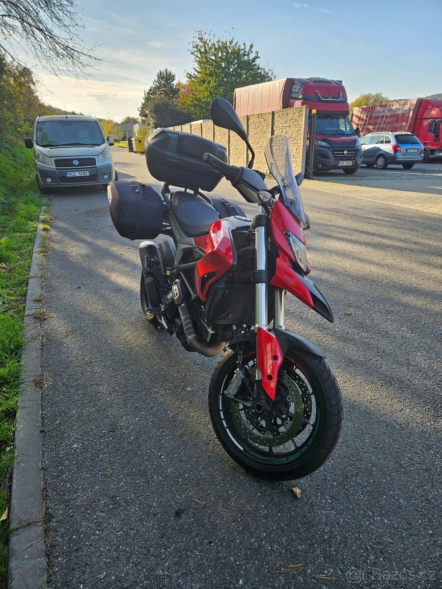 Ducati 821 Hyperstrada,Hypermotard - 3