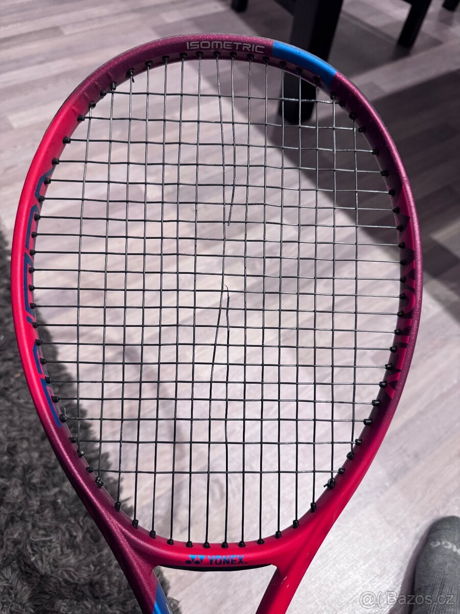 Yonex Vcore95 310 - 3