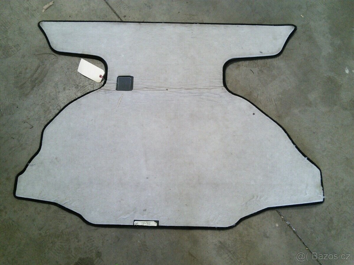 Nissan 370Z koberec do kufru - 3