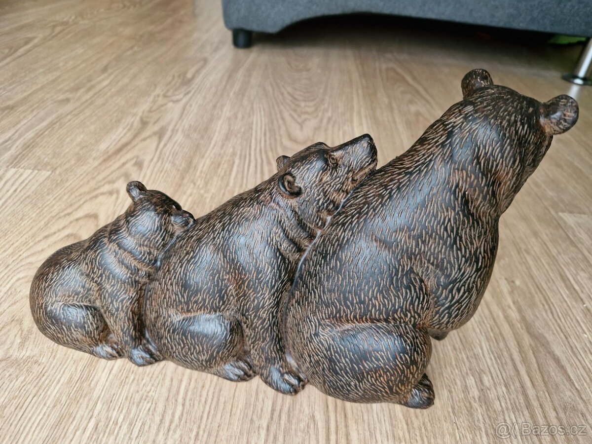 soška Medvědí rodinka - 3