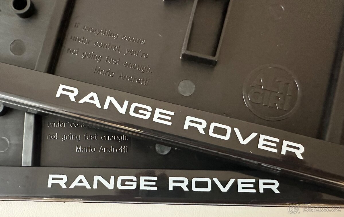 Range Rover podložky pod SPZ - 3