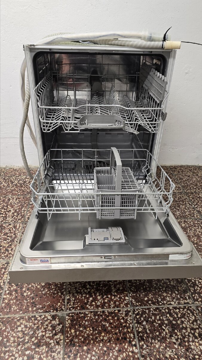 Myčka nádobí Bosch - 3
