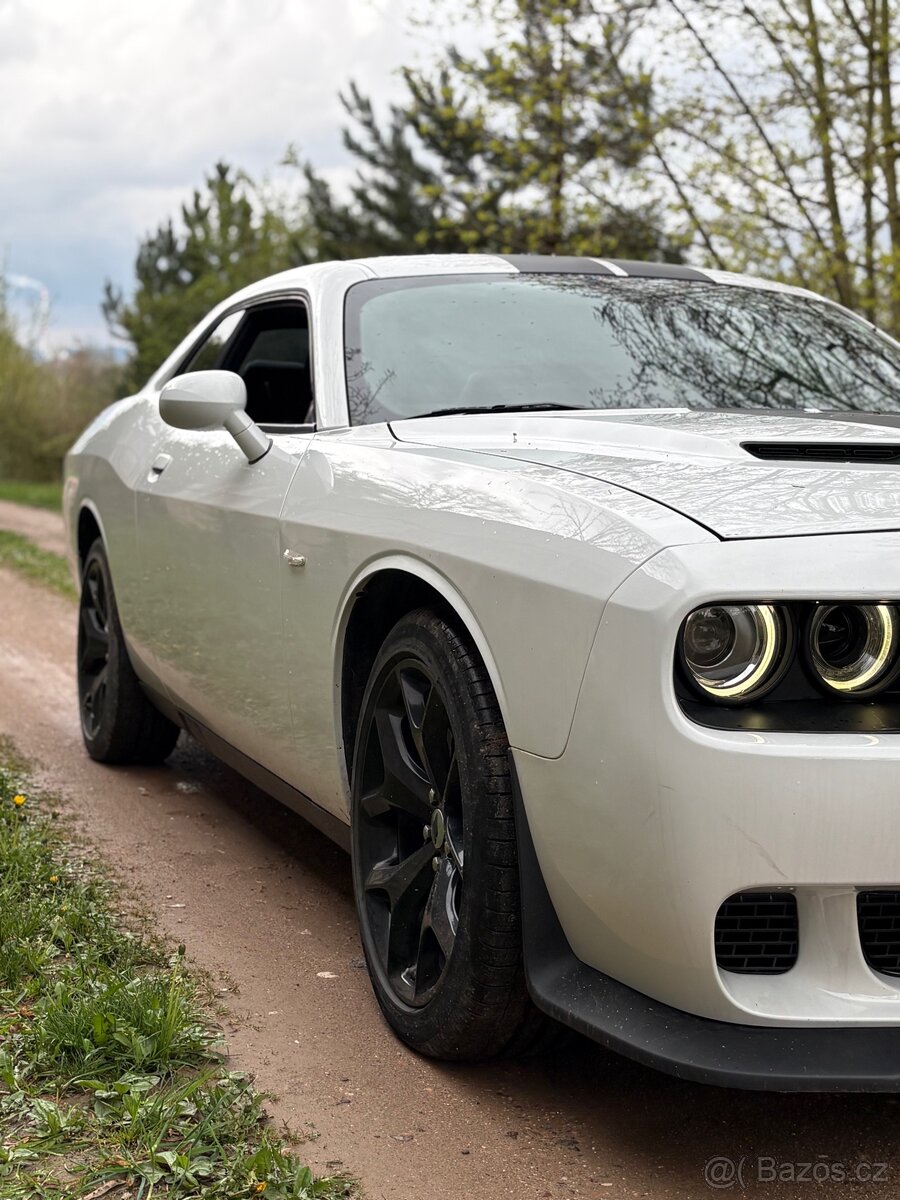 Dodge Challenger, 3.6L V6 - 3