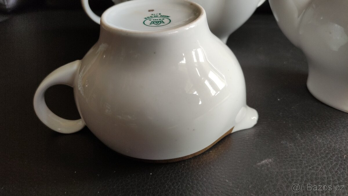 Mísa polévková 1,5 lt + konvice 1,2 lt + konvička - 3