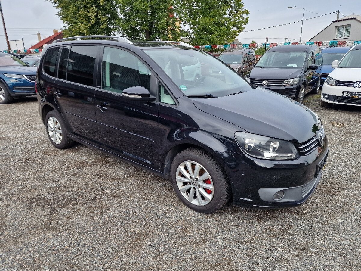 Volkswagen TOURAN 2,0TDI 103KW DSG STYLE - 3