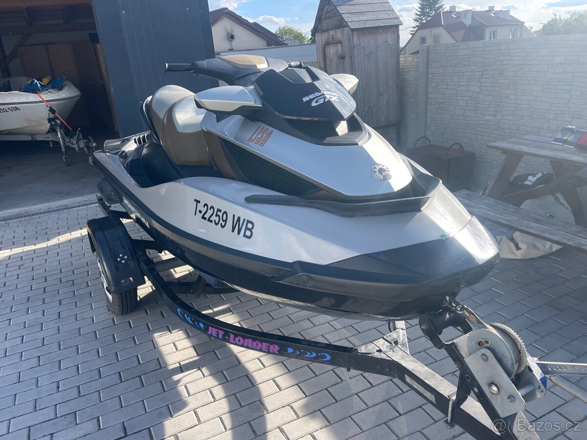 Vodní skútr Sea Doo GTX 260 air R.v 2010 3 osoby - 3