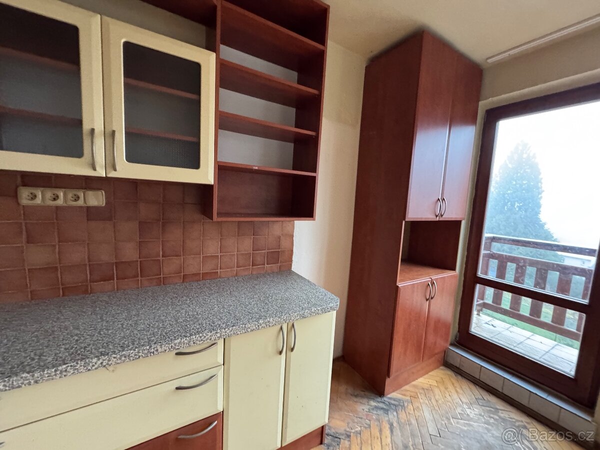 Starší kuchyňská linka – ZA ODVOZ - 3