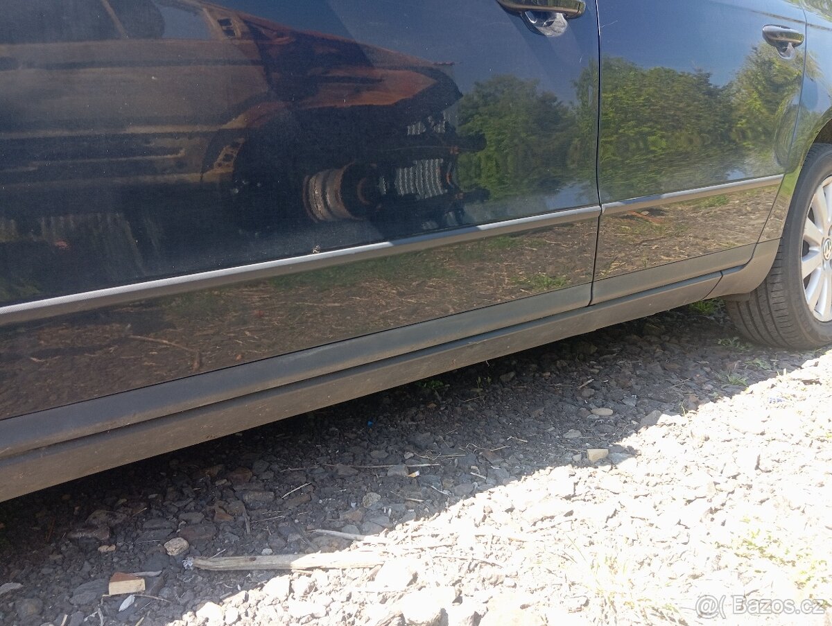 Náhradní díly na VW Passat B6 - 3