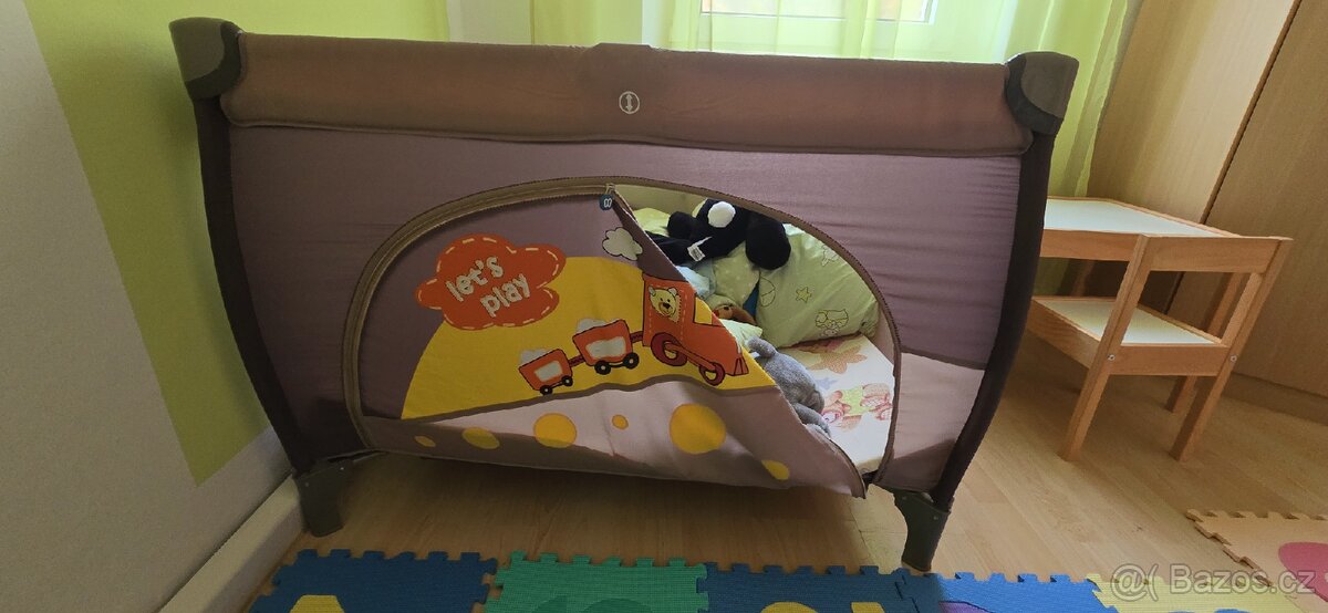 Přenosná skládací dětská postýlka - 3