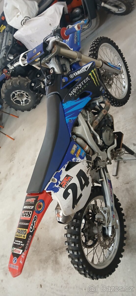 Yamaha yzf 450 - 3