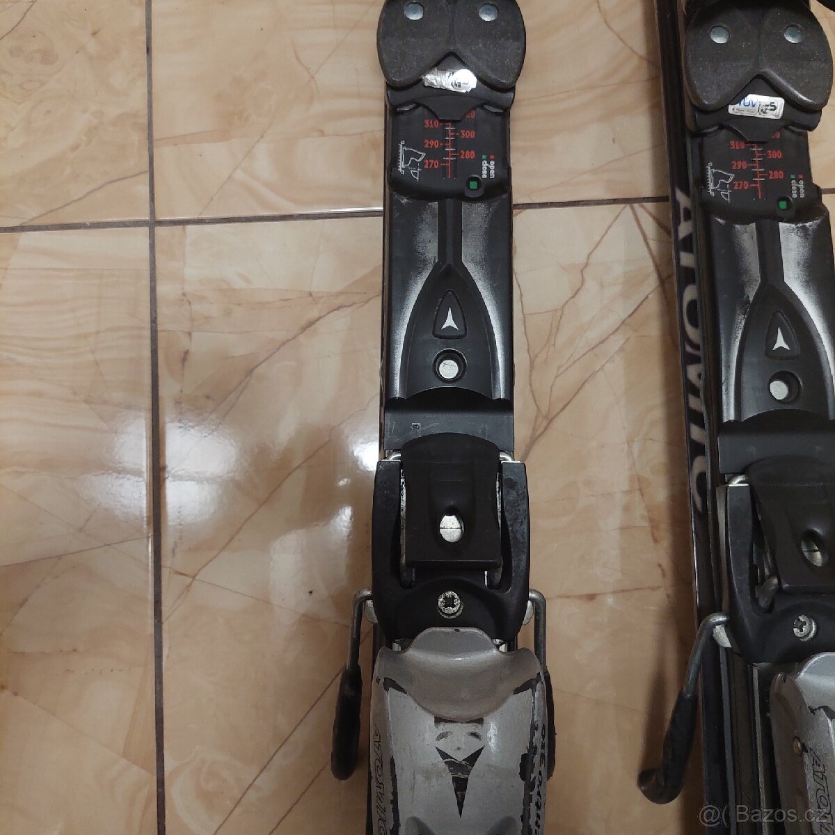 Sjezdové lyže Atomic - 3