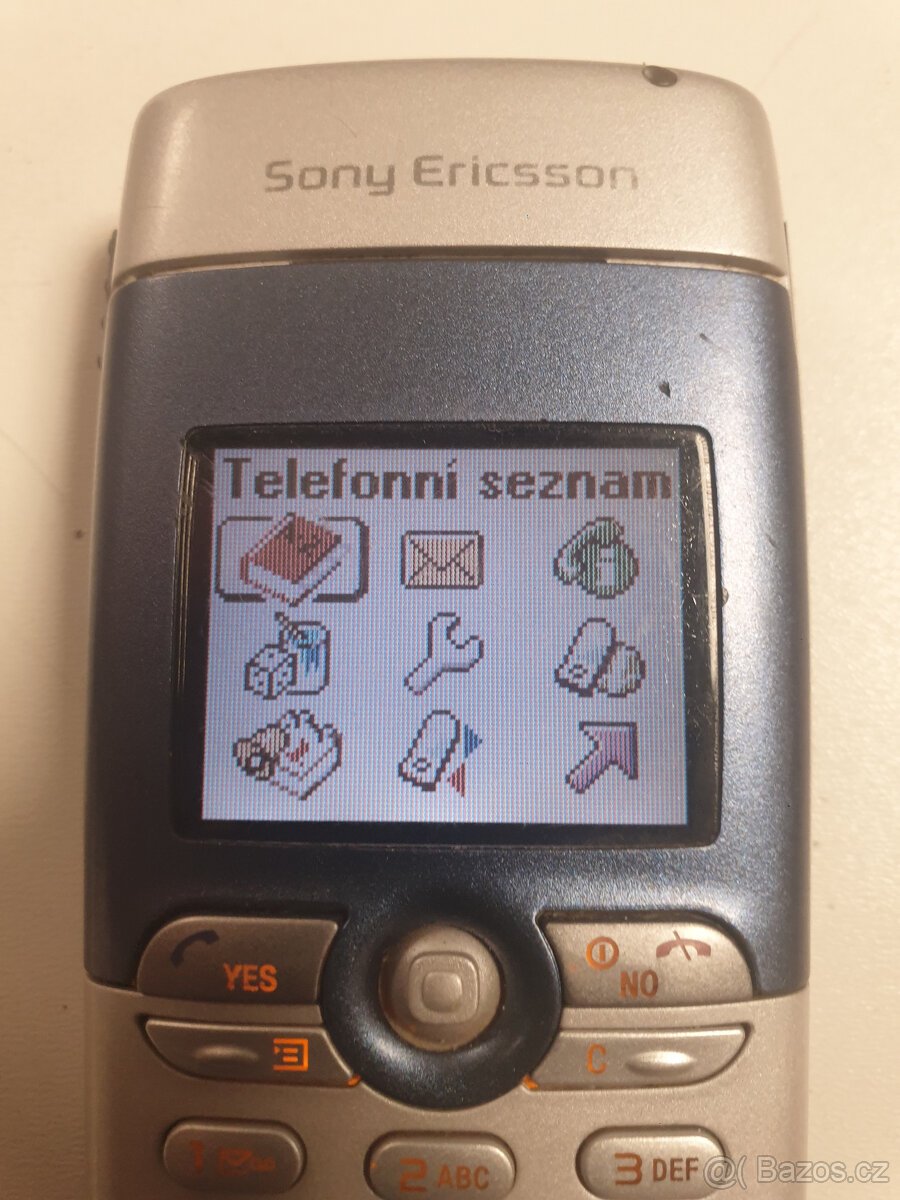 Sony Ericsson T310 - 3
