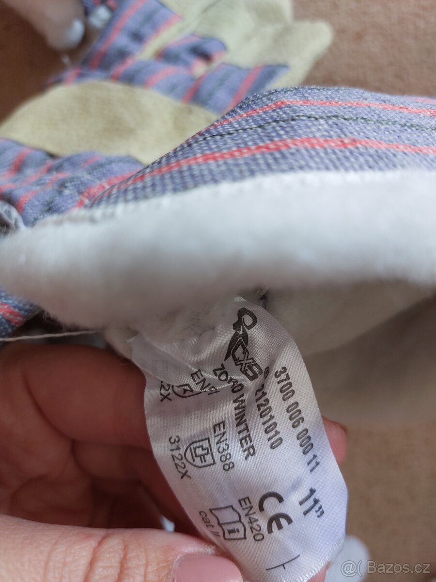 Nové pracovní rukavice vel. 11 - 3