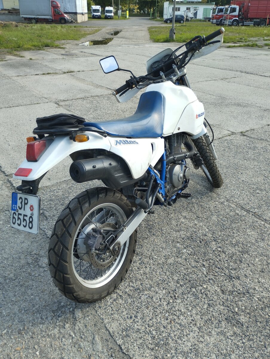 Suzuki DR 650RE