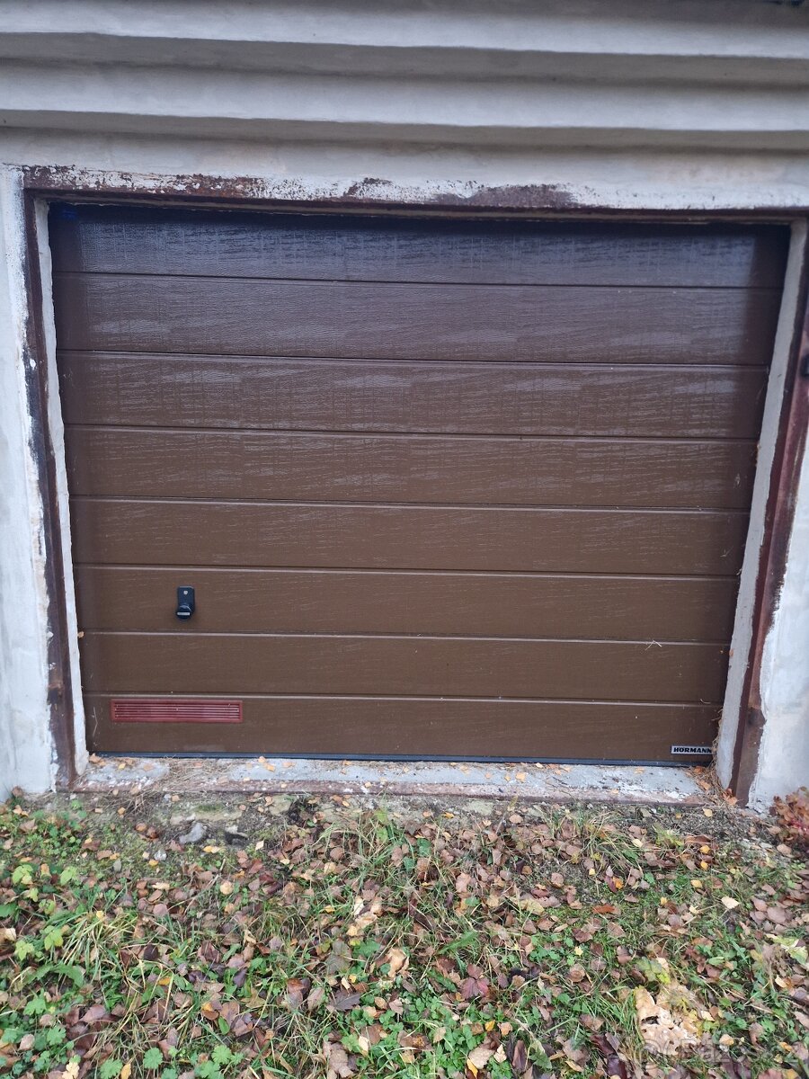 Garáž Janov, ul. Jandečkova - 3