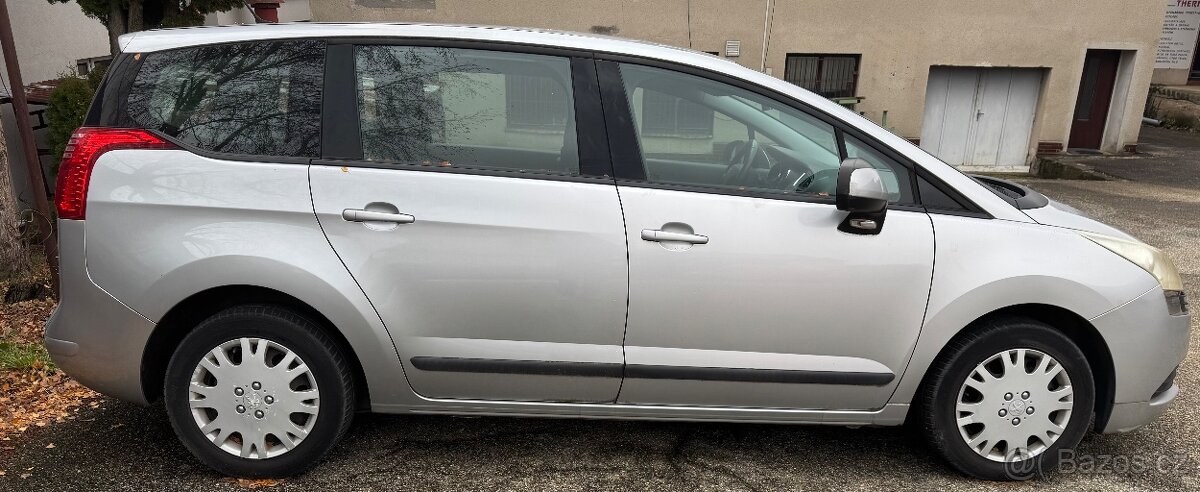 Peugeot 5008 - 3
