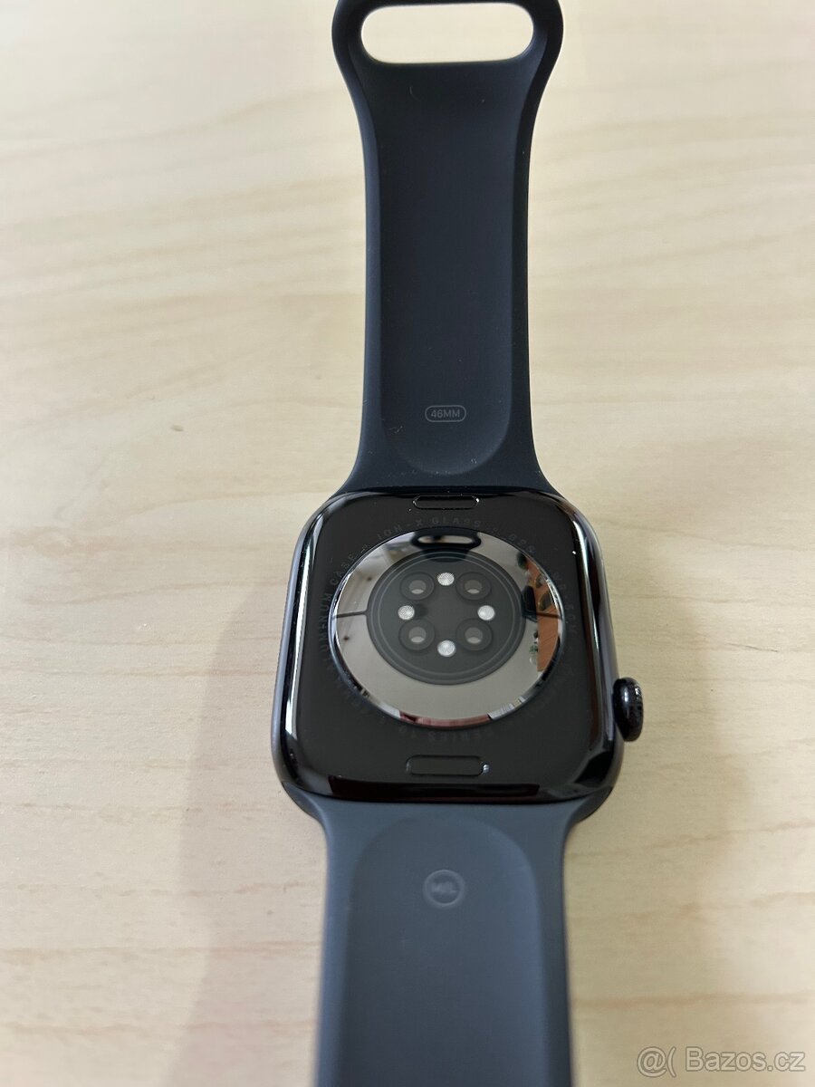 Apple Watch Series 10 (46 mm) + ochranný kryt – výborný stav - 3