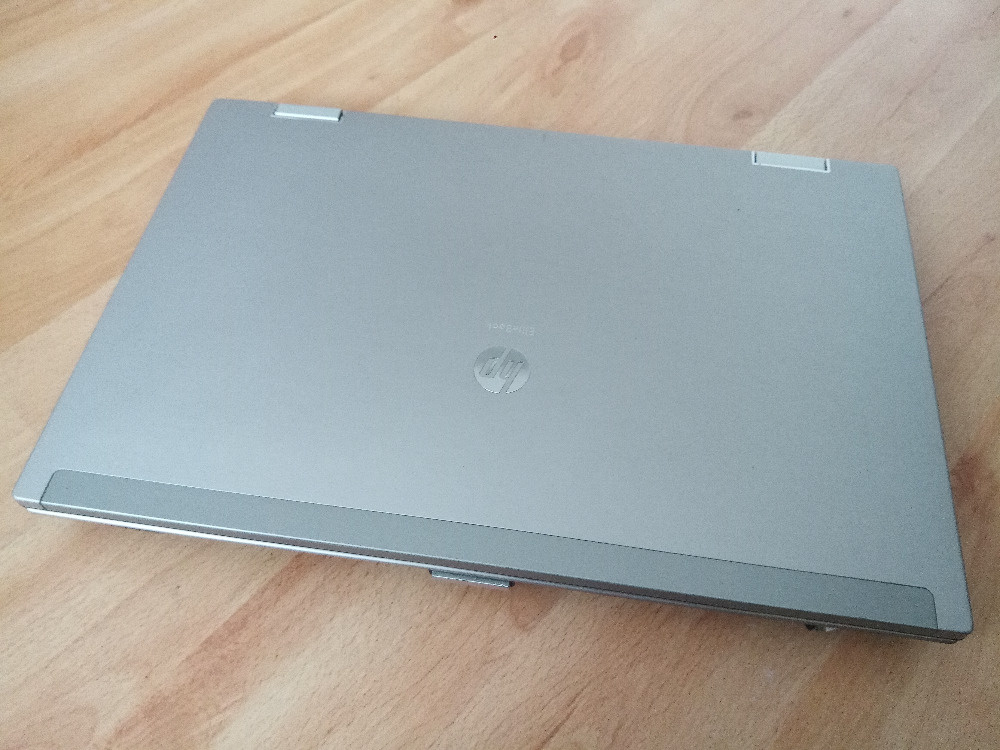 Prodám díly na HP EliteBook 8540p - 3
