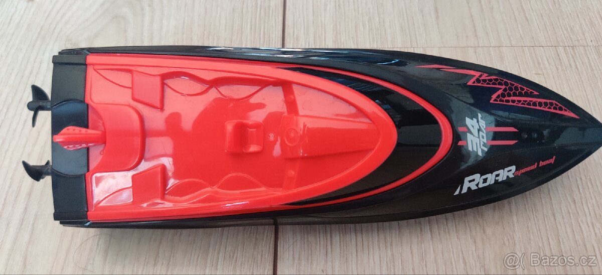 Motorový člun na dálkové ovládání - 2ks - 3
