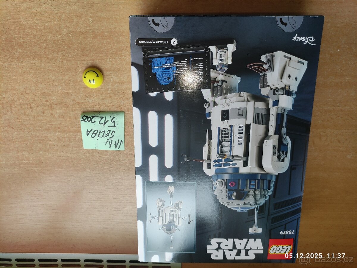 LEGO Star Wars - 75379 - R2-D2 - 3