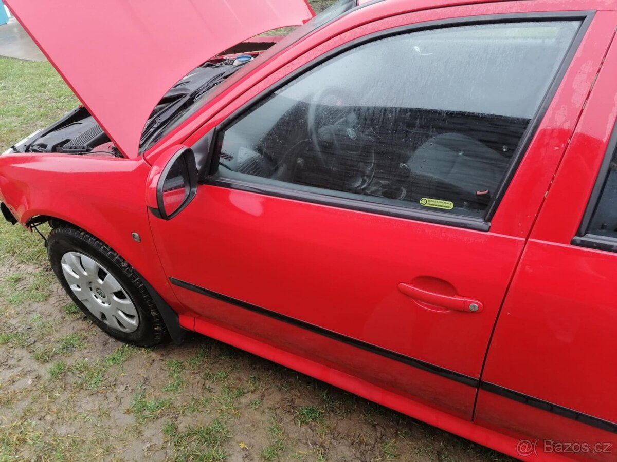 Škoda Octavia 1,9 tdi - bouraná - 3
