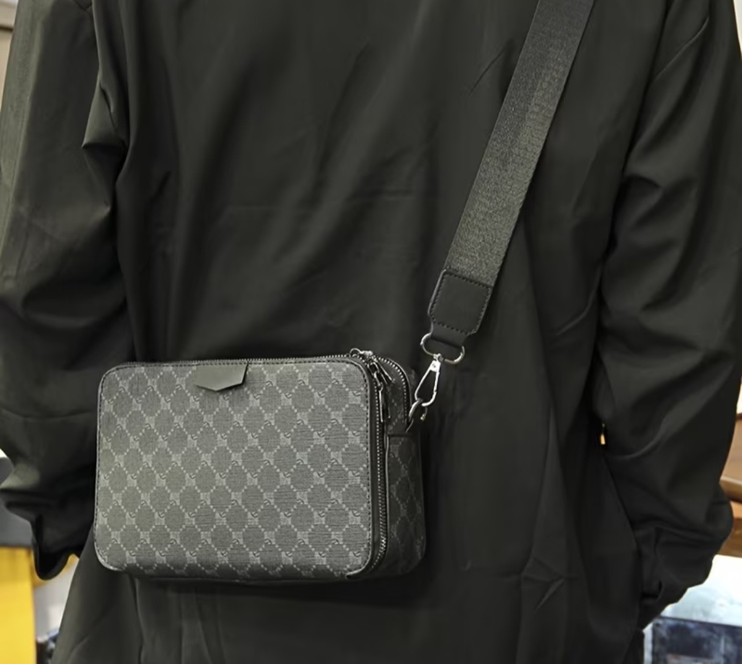 Pánská černá kostkovaná crossbody kabelka - 3