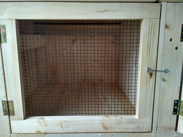 Králíkárna šestikotcová - 3