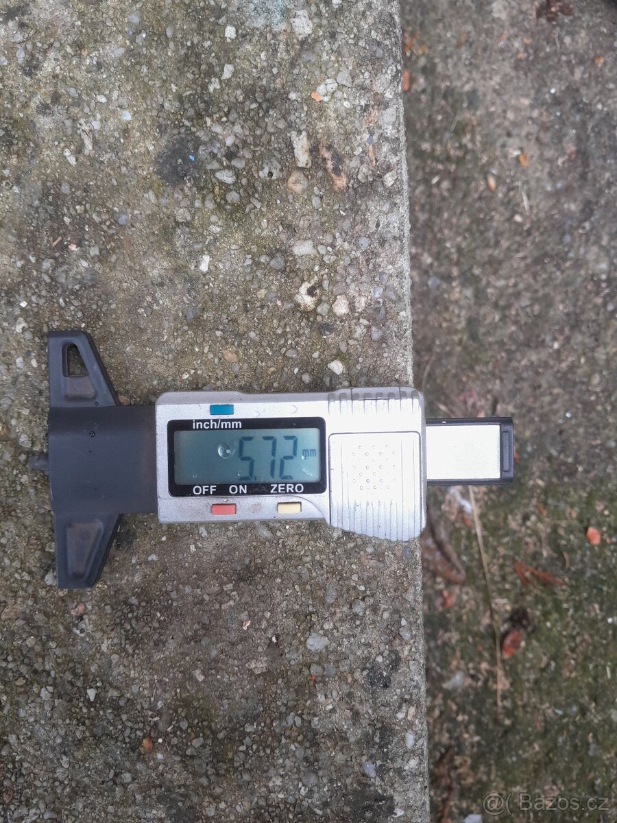 Zimní pneu 205/55 r16 - 3