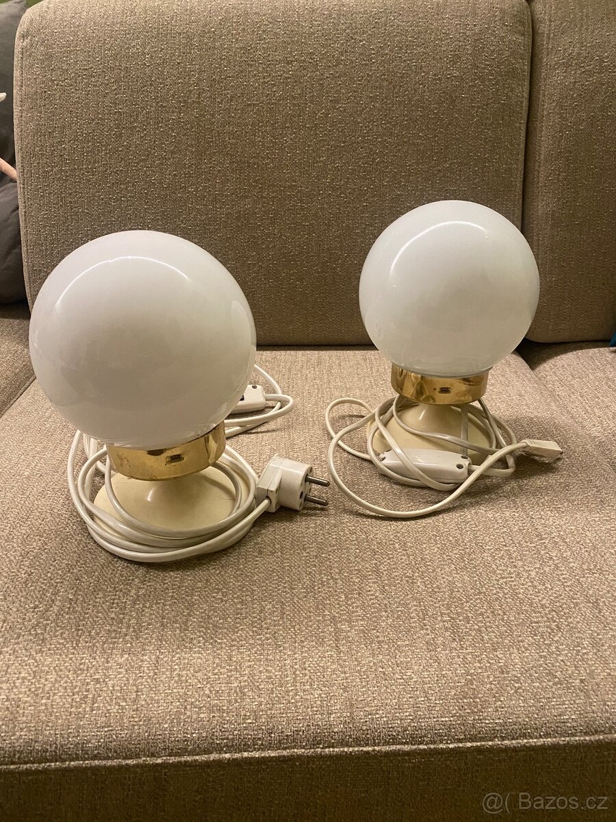 Prodalm dvě stolní lampičky - 3