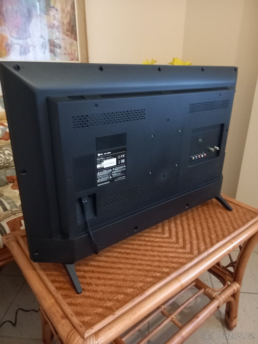 LG 32LJ500V LED Tv - 3