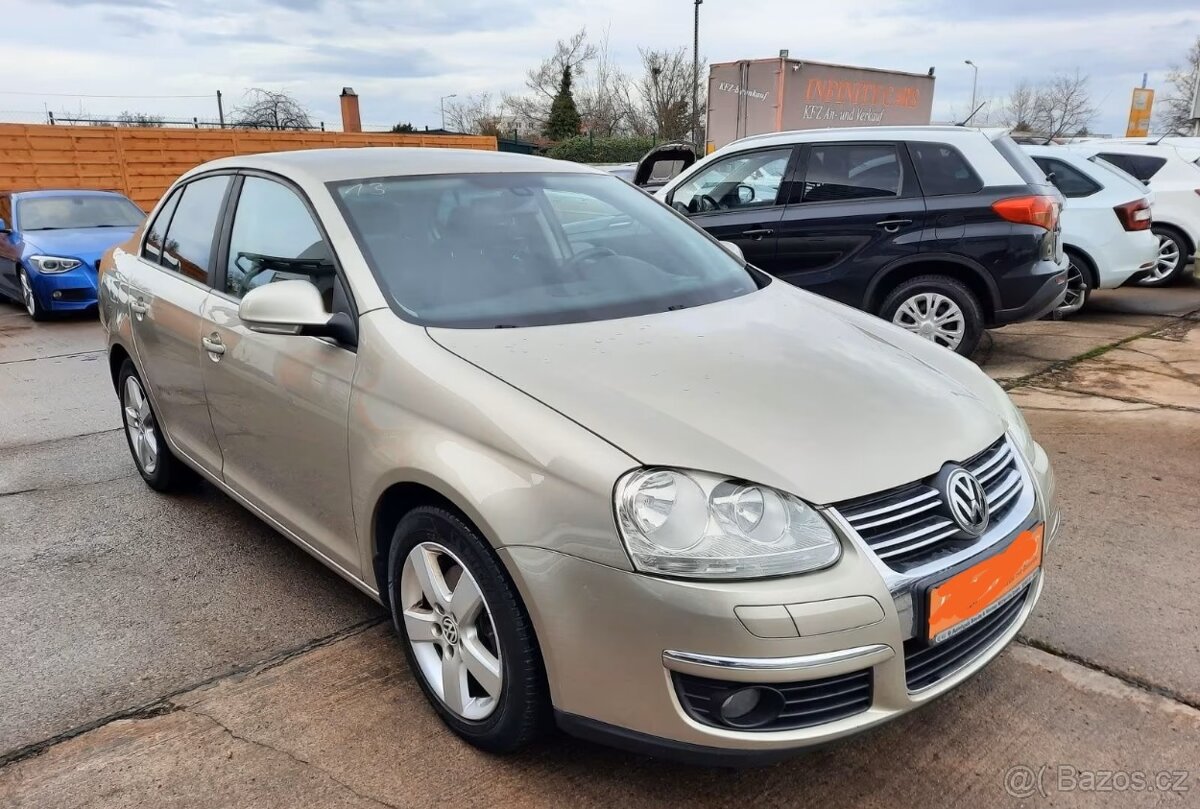 VW JETTA 1.4 TSI UNITED 2009 TOP - 3