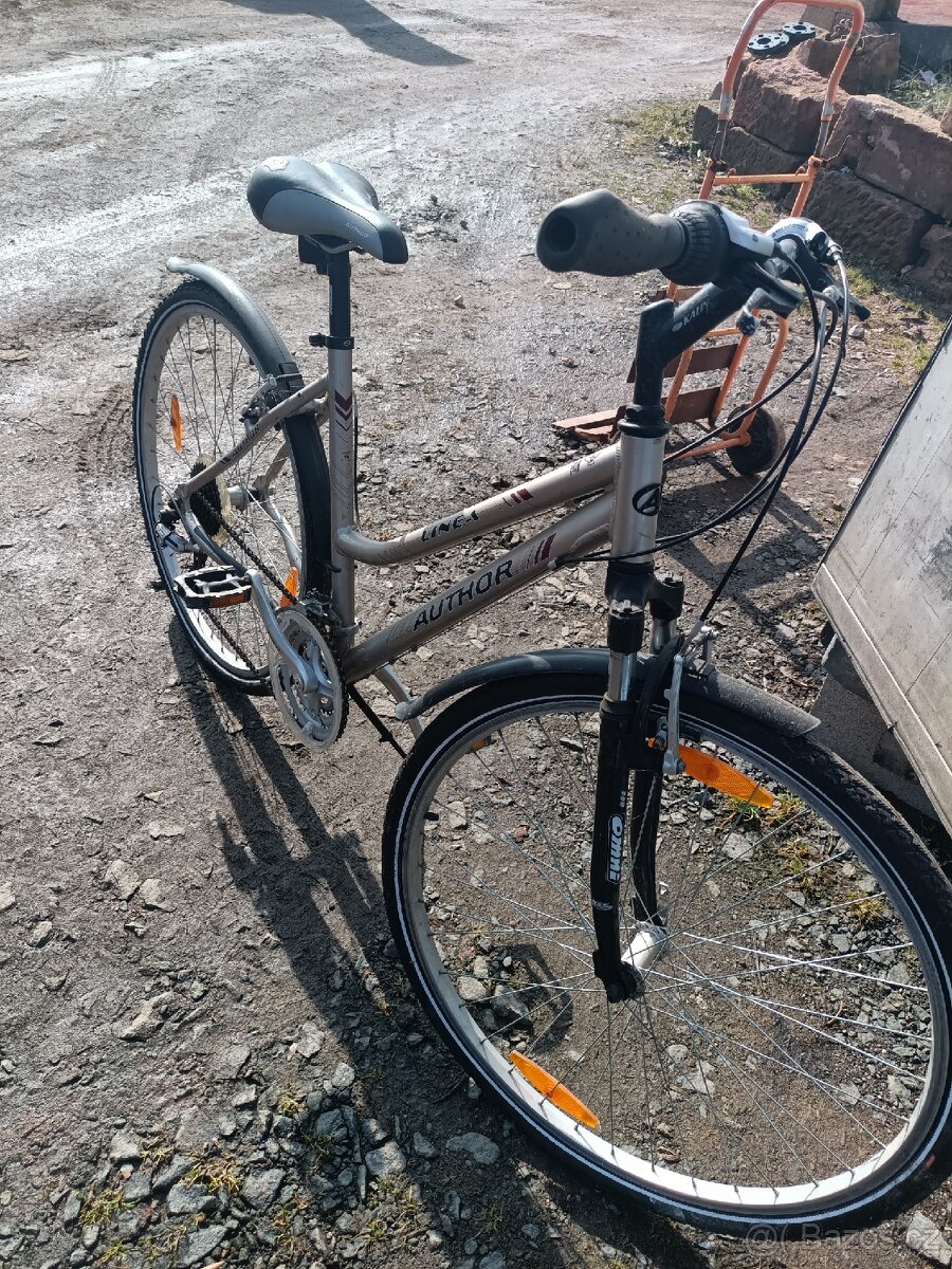 Dámské trekingové kolo Author. - 3