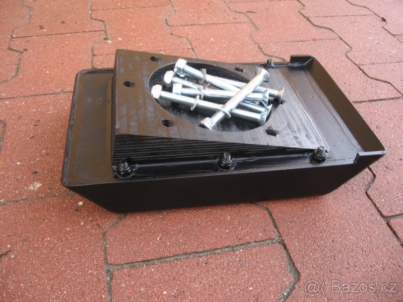 Patka,hutnící nástavec vibračního pěchu. - 3