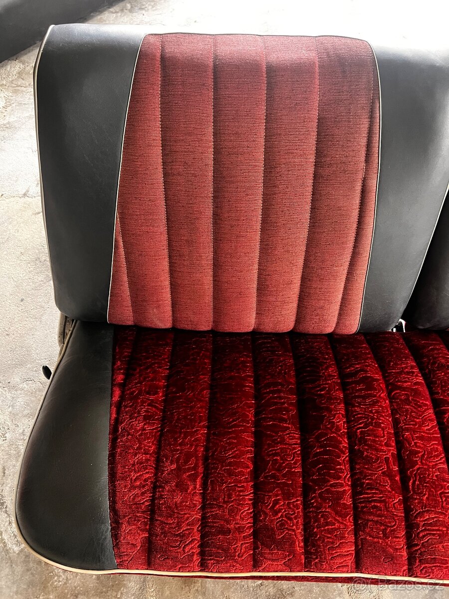 Tatra 603 sedacky interieru - 3