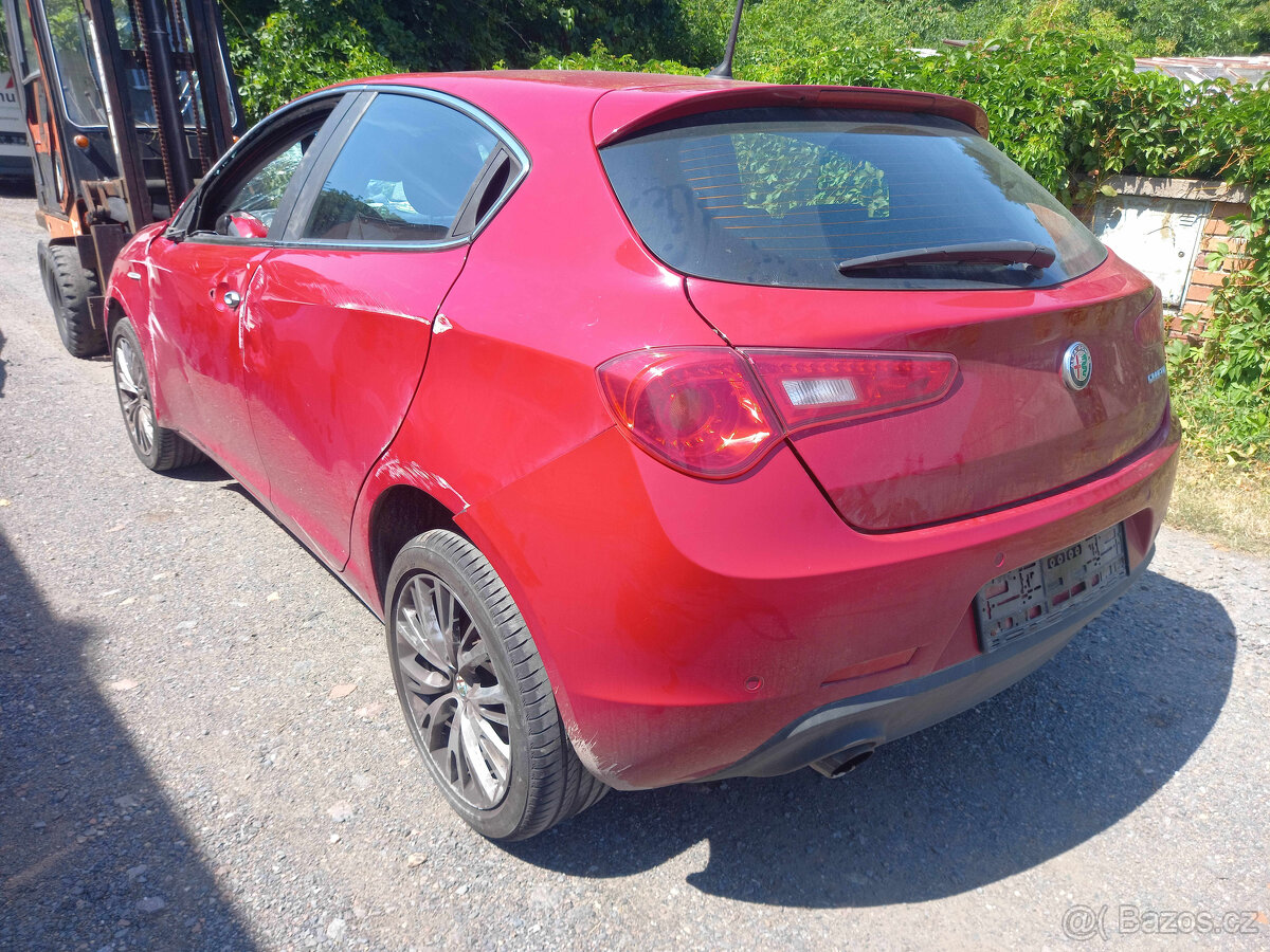 ALFA ROMEO GIULIETTA - 3