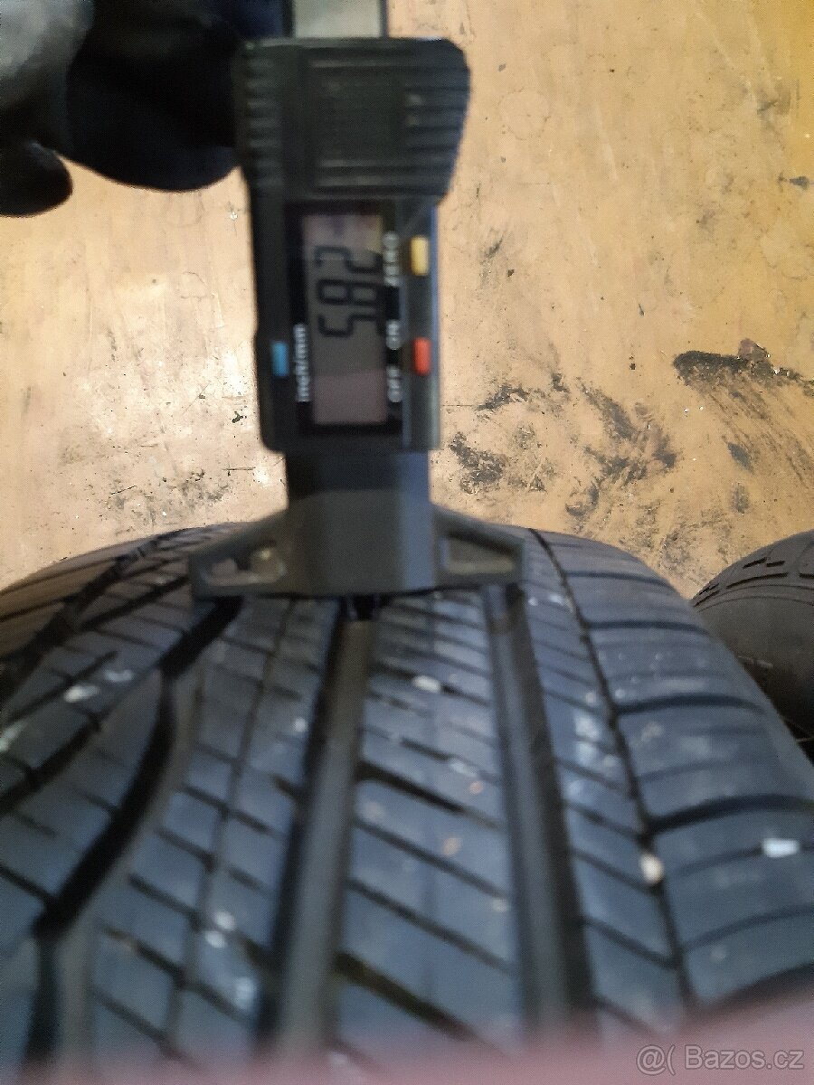 Celoroční 185/60/15 - 3