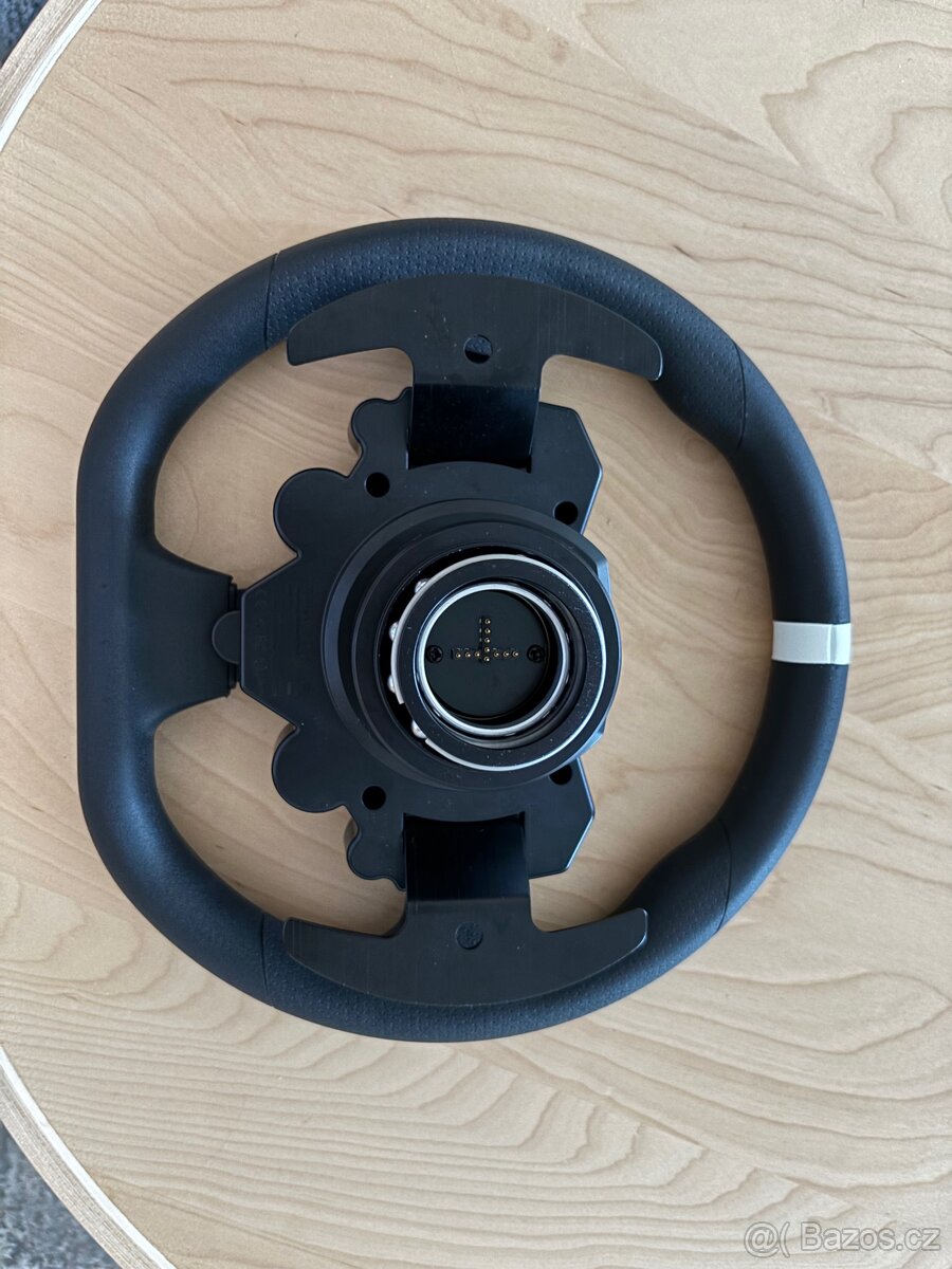 Moza R3 bundle + Moza GS V2P - 3