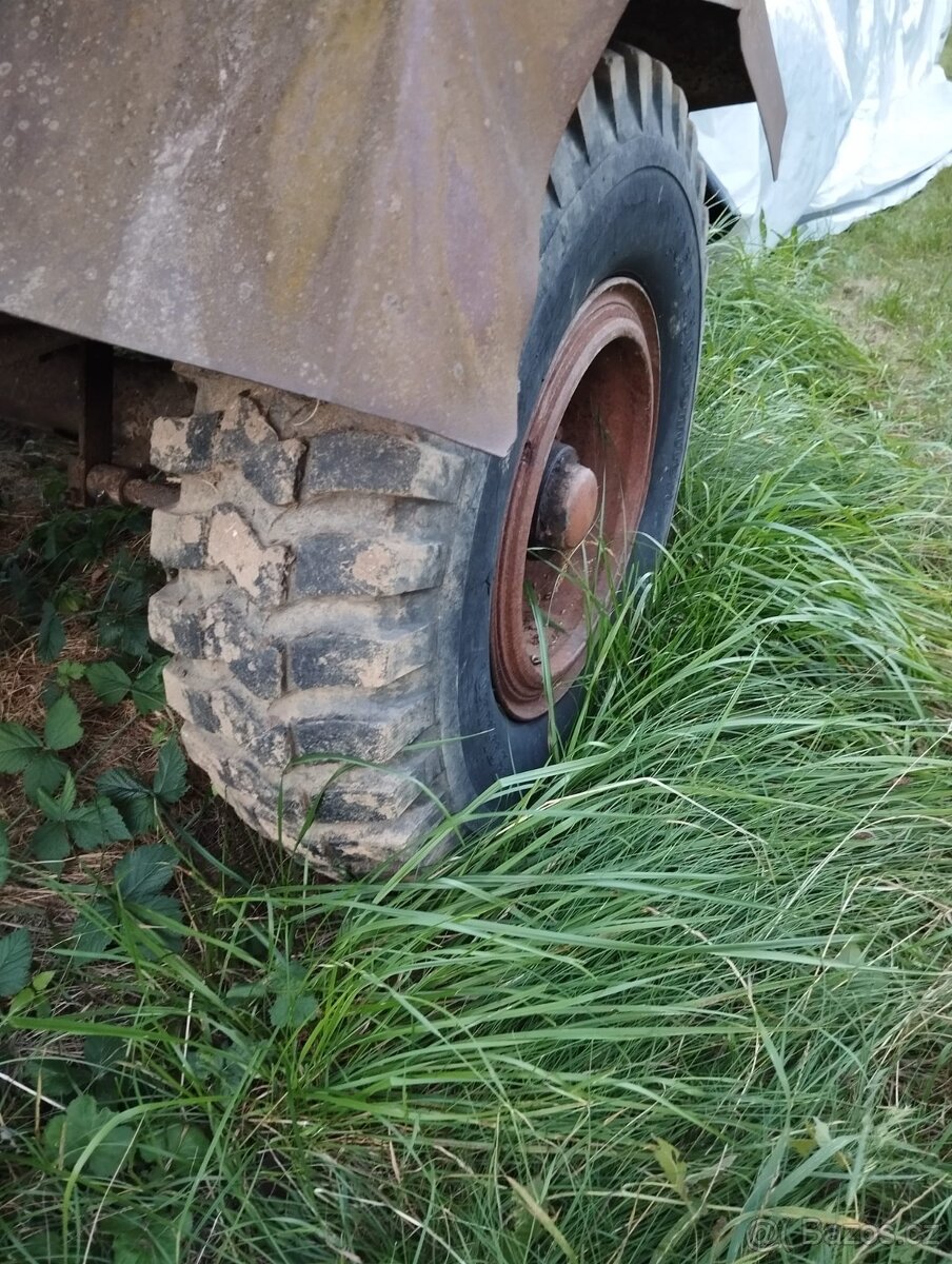 Prodám vlek za traktor - 3