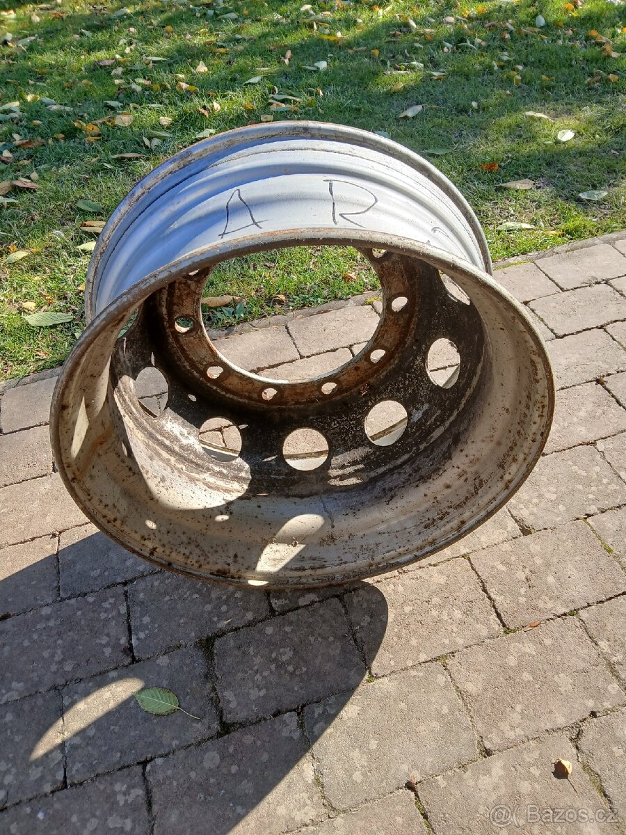 Kovový disk 22.5x9.00 - 3