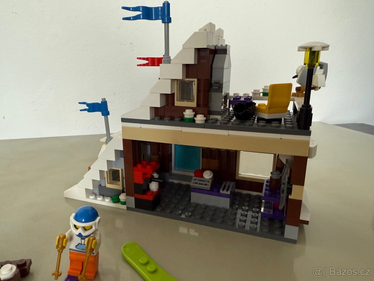 Prodám Lego 31080 modular winter vacation - 3