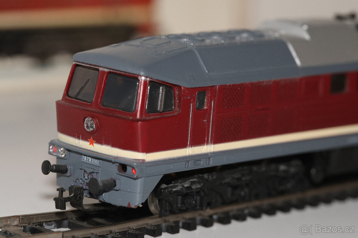 Model lokomotivy H0 - BR 130 - 3