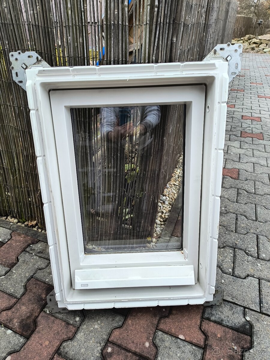 Střešní okno Velux - 3