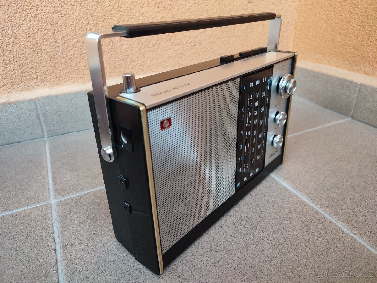 11 TRANSISTOR RADIO FM-AM HITACHI KH-1108H,SOLID STATE. - 3