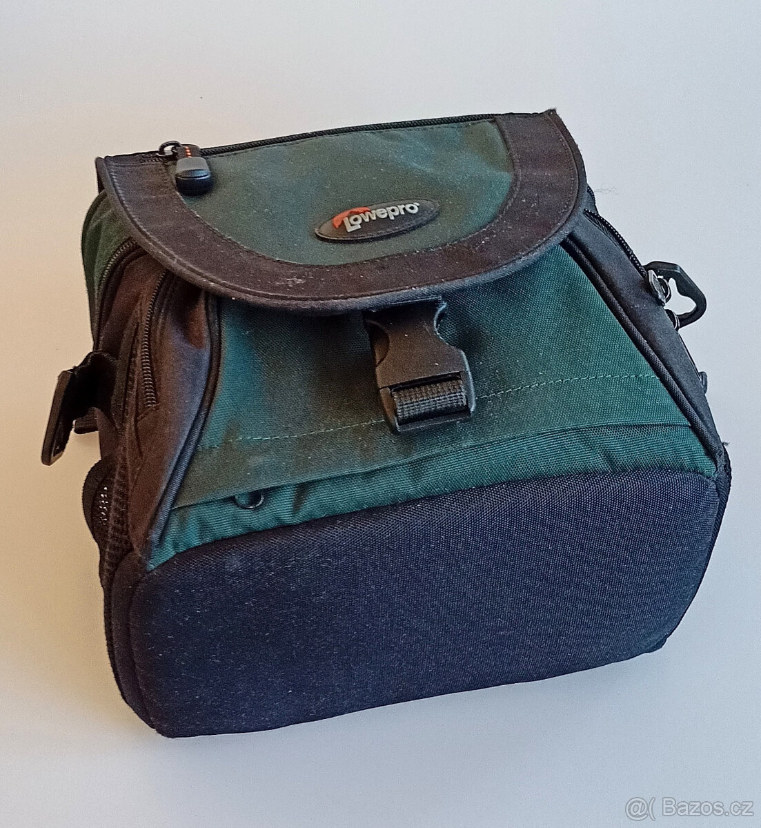 Lowepro Nova 2 AW - 3