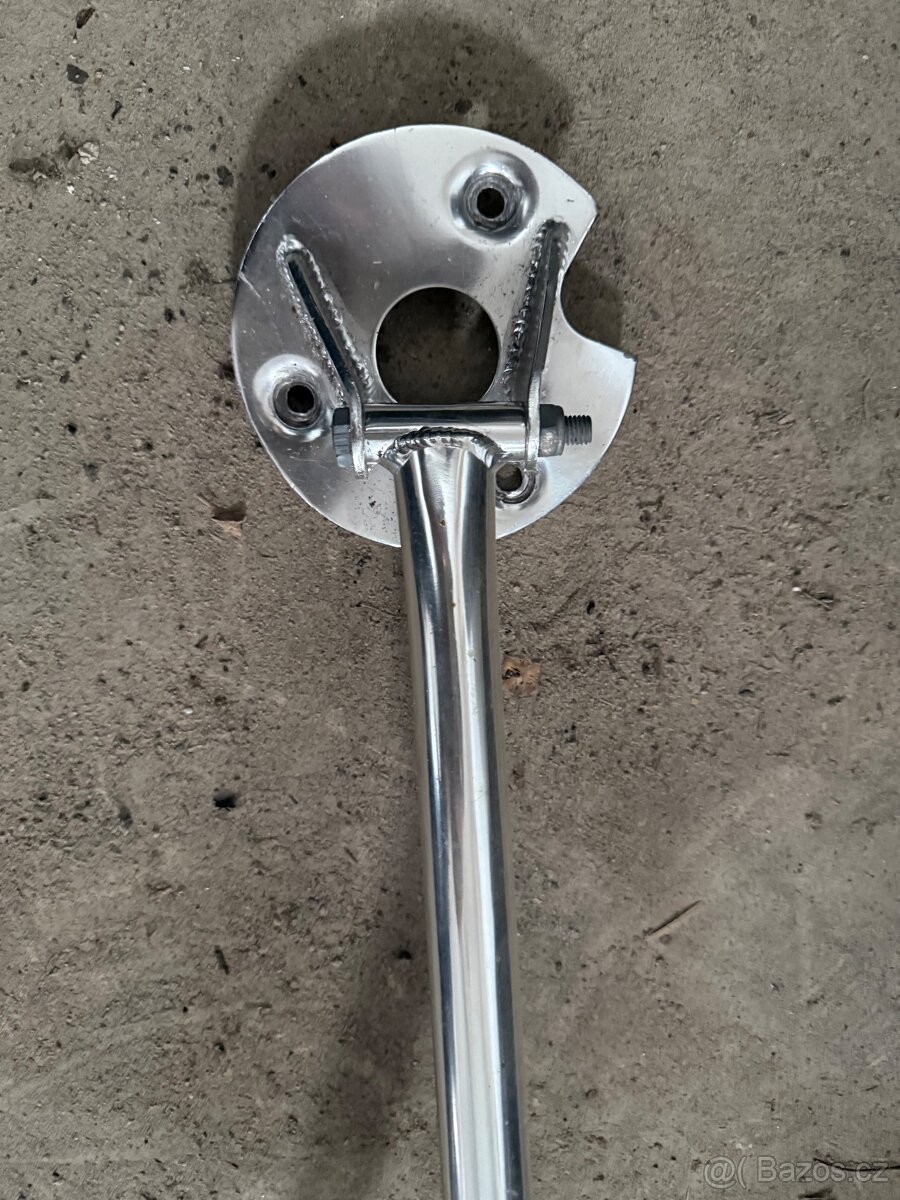 E30 - vzpěra - 3